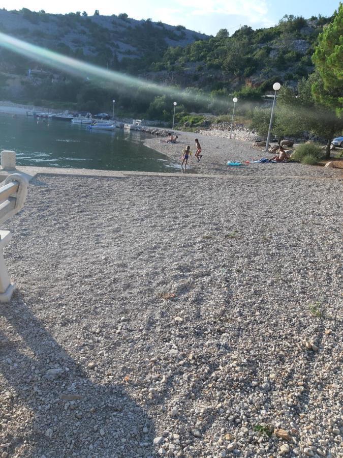 Apartmani Iva Tribanj-Kruscica Kültér fotó